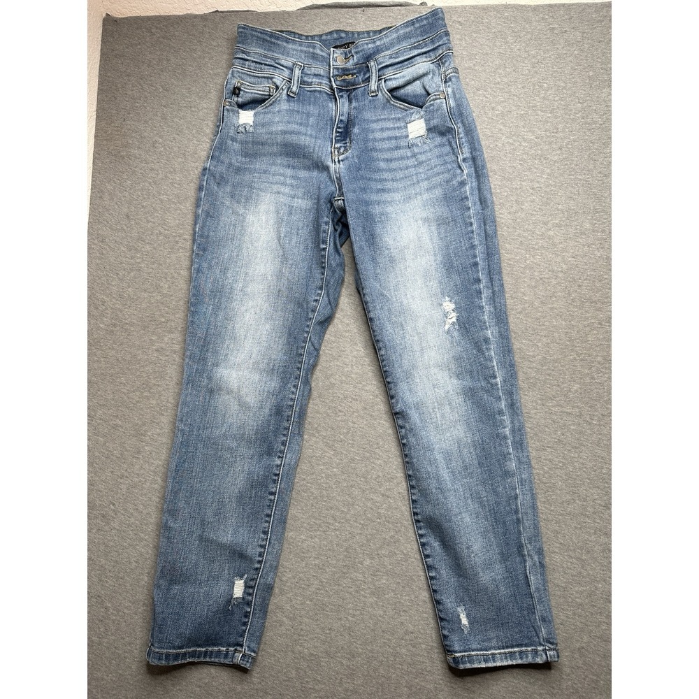 EUC Judy Blue Jeans Womens Blue Distressed Relaxed Fit Stretch Ankle Size 9/29
